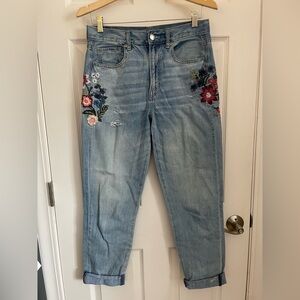American Eagle floral embroidered jeans